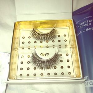 Lashes and primer (Boxycharm)